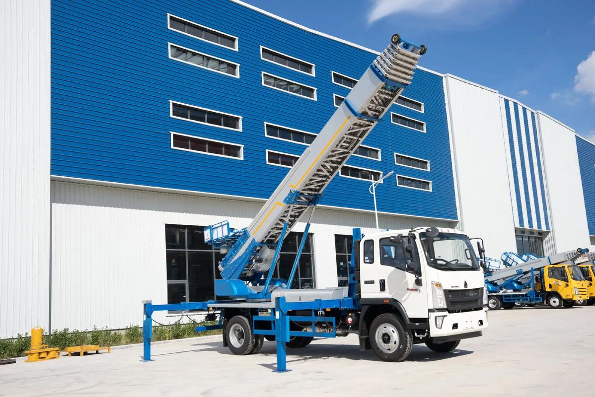 蕲春小型云梯车上料车租赁多少钱