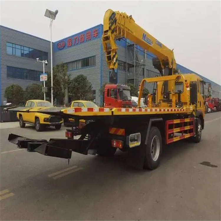 蕲春附近小随车吊出租电话，轻松解决搬运烦恼